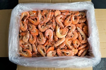 Креветка королевская ваннамей  в панцире, с головой, 50/70, коробка 5 кг
