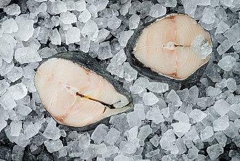 Черная треска (угольная рыба), стейки